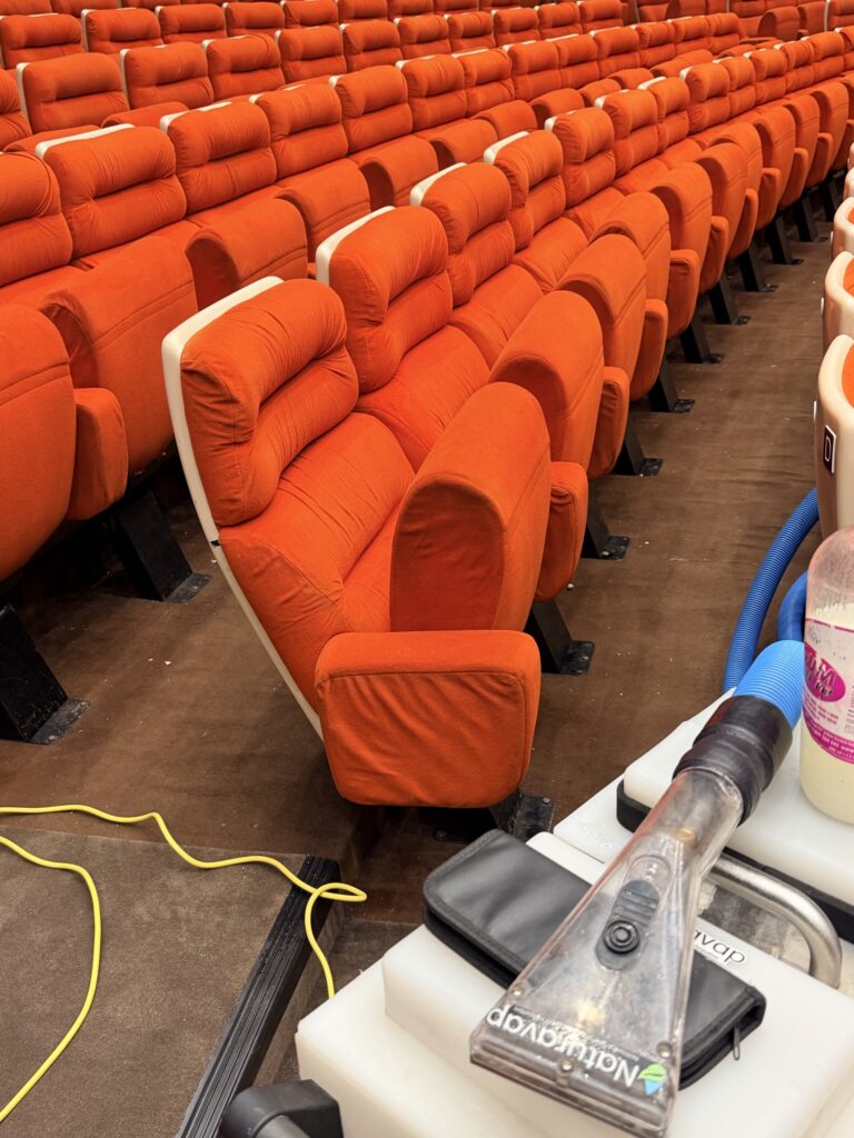 Nettoyage de sièges de cinéma à Nantes